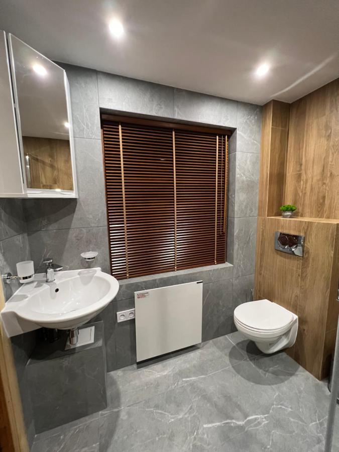 Forest House Lodge